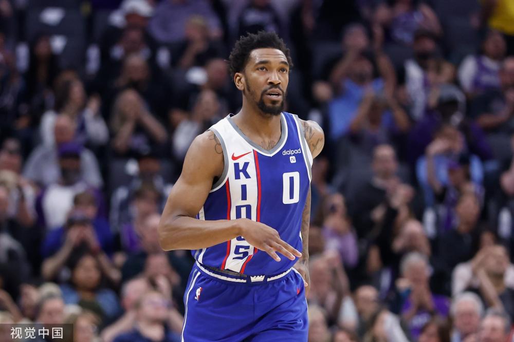 顽强不屈的 顽强不屈的