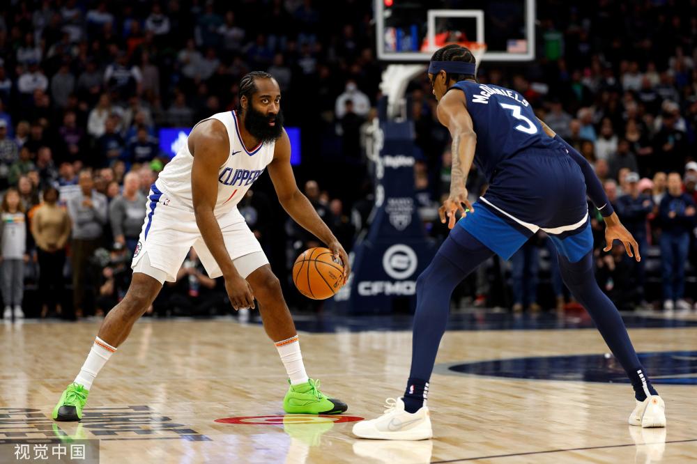 年届38岁 年届38岁