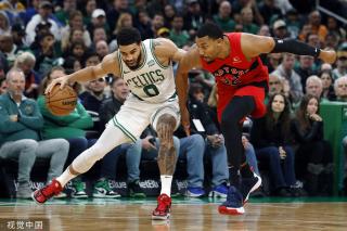 携手突破重 携手突破重